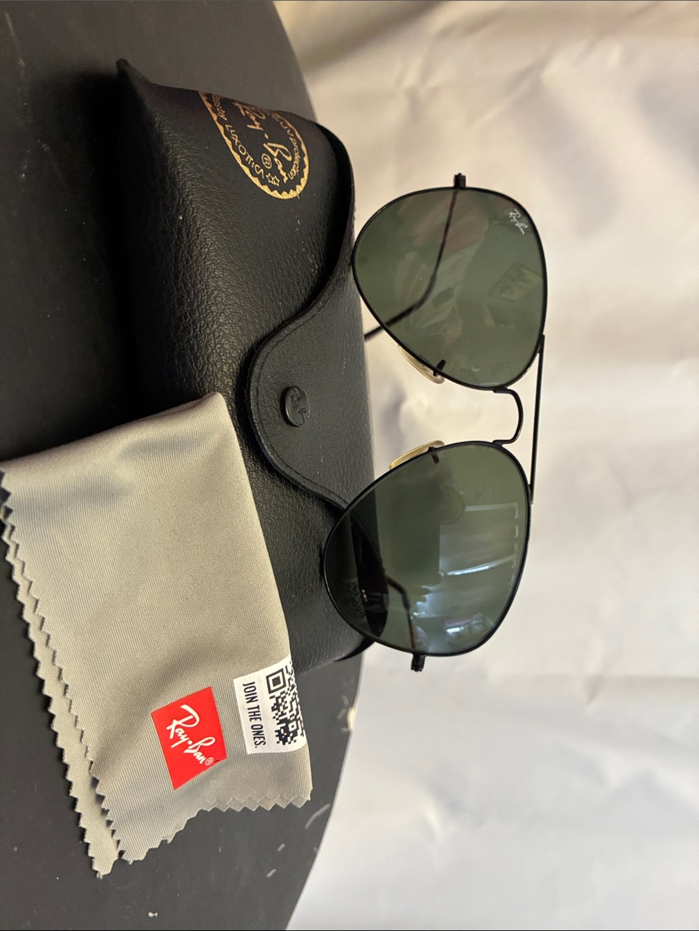 Ray-Ban Aviator Sunglasses in Black Frame with Green Lenses